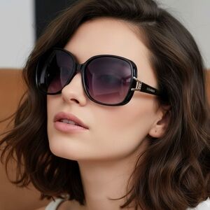 Steve Madden Retro 90's Oversized Butterfly Sunglasses Purple Smoked Lenses EUC